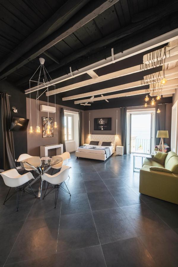 Residenza Nausicaa - 50 Meters From The Beach Pizzo  Buitenkant foto